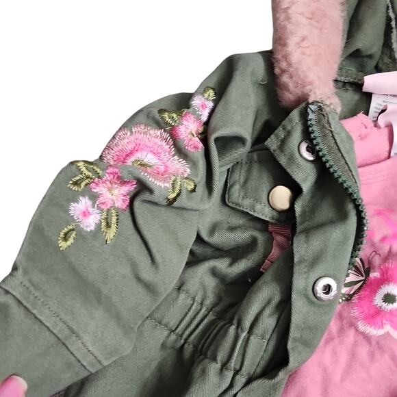 Little Lass Three Piece Coordinating Set - Picture 3 of 10